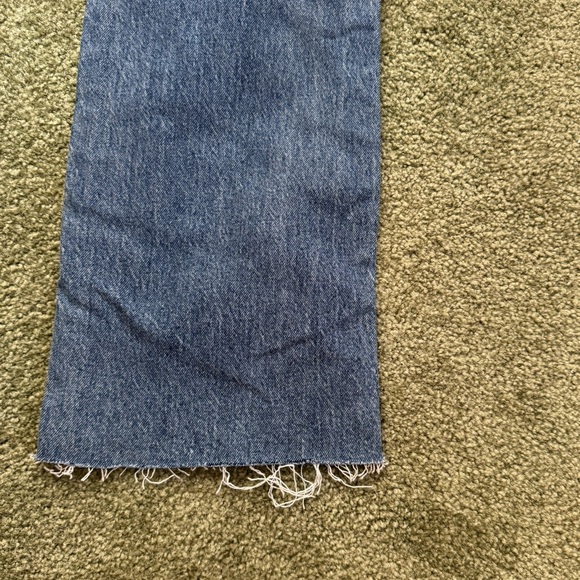 Old Navy Women’s Extra High Rise Kicker Boot Cut Jeans size 10, button waist - Picture 3 of 8